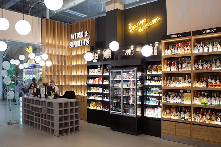 "Wine & Spirits"